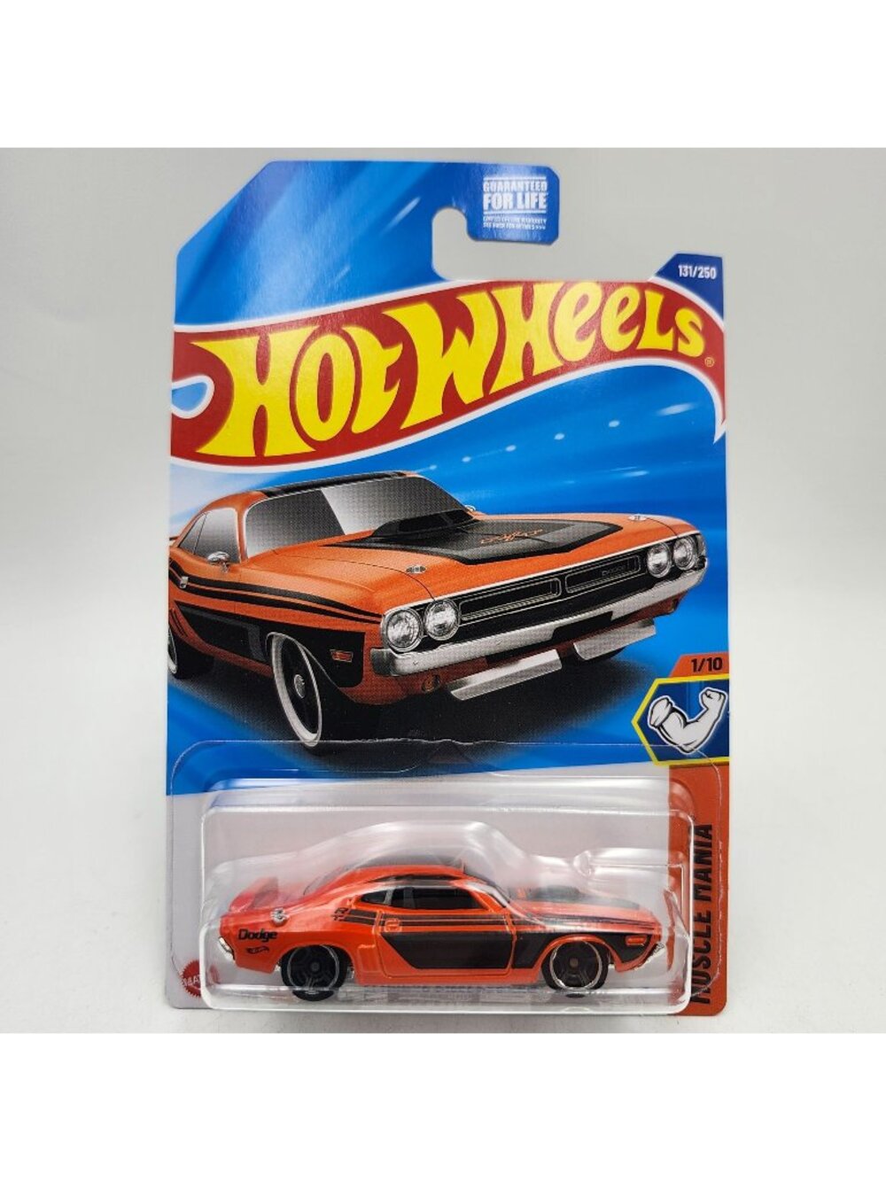 Hot Wheels 71 Dodge Challenger Orange Muscle Mania 1/10 131/250